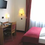 Ruhr Hotel 2*