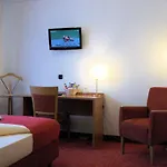 Ruhr Hotel 2*