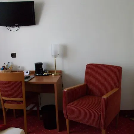 Ruhr Hotel 3*