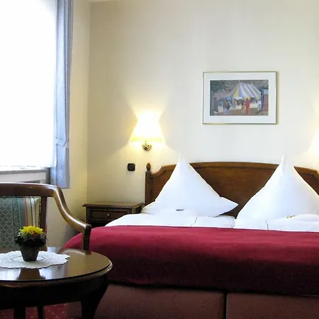 Hotel Ruhr 2*